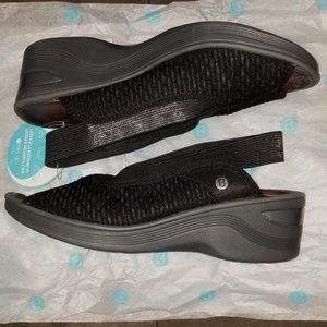New Bzees Del Rey Wedge Sandals size 8.5